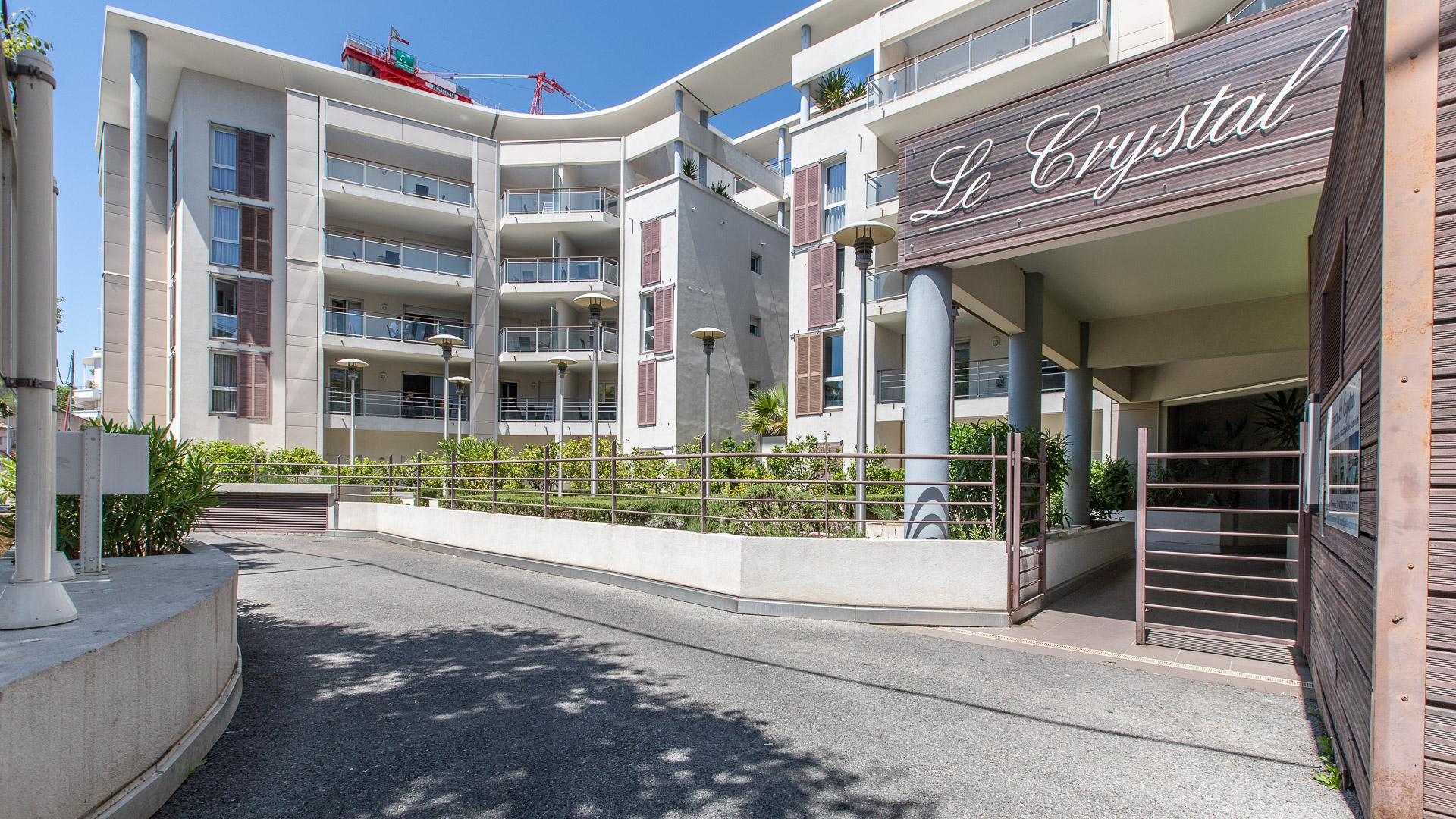 Vacanceole - Residence Le Crystal Cagnes-sur-Mer Eksteriør bilde