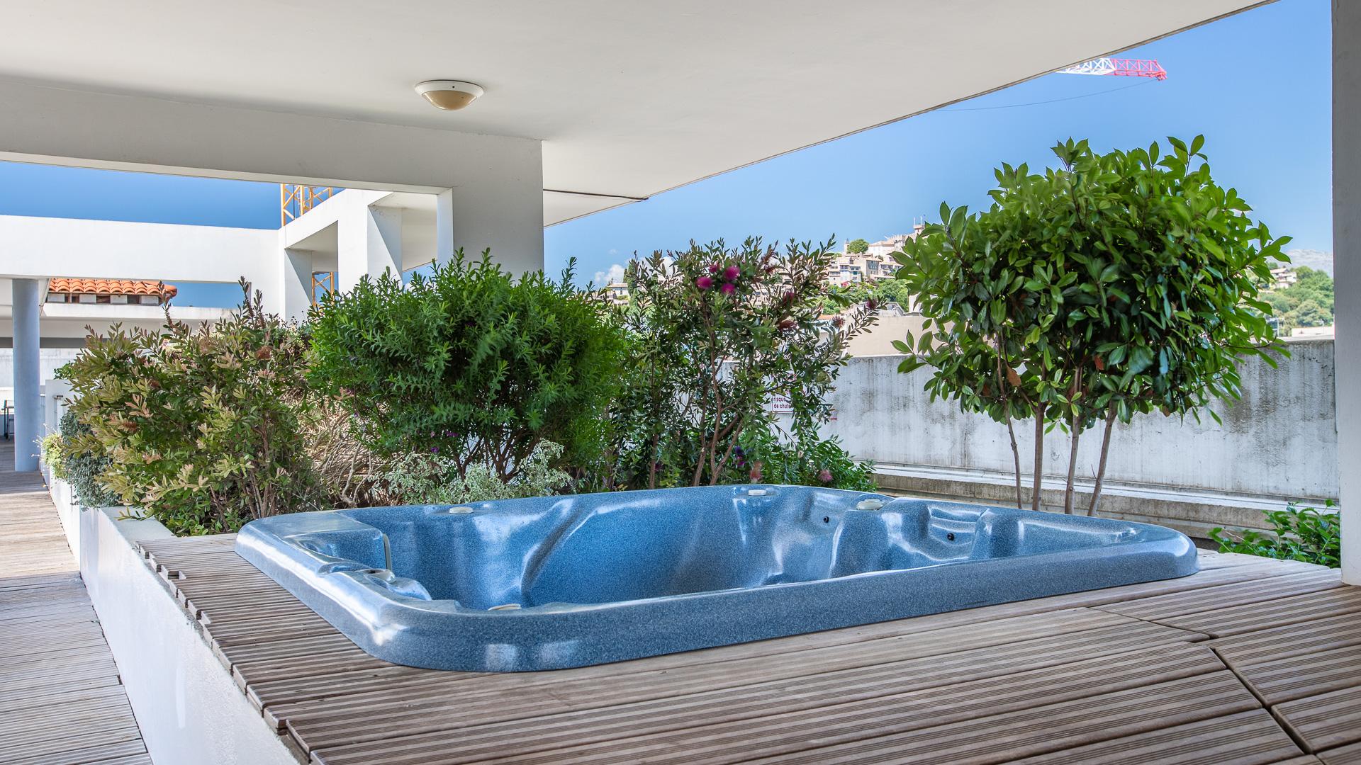 Vacanceole - Residence Le Crystal Cagnes-sur-Mer Eksteriør bilde